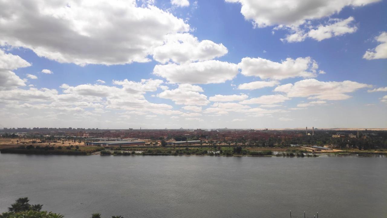 Nile Pyramidal View Apartment Il Il Cairo Esterno foto