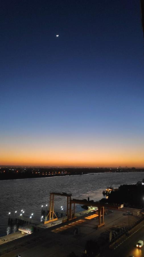 Nile Pyramidal View Apartment Il Il Cairo Esterno foto