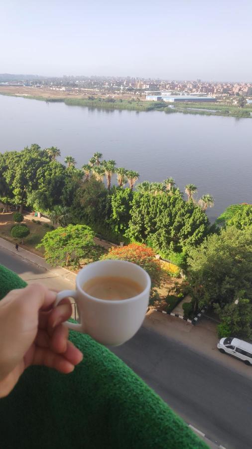 Nile Pyramidal View Apartment Il Il Cairo Esterno foto